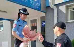 Policajac u Foči zaprosio svoju koleginicu, ali jedan detalj svima para oči