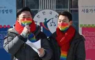 LGBTQ <span style='color:red;'><b>zajednica</b></span> u šoku: Južnokorejski sud zabranio istopolne seksualne odnose u vojsci