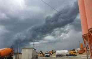 Strašni oblaci iznad Novog Sada: Kao superćelijska oluja (FOTO)