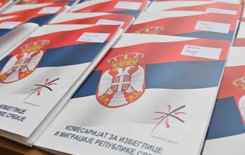  Izbegličkim porodicama iz Hrvatske i BIH dodeljeni ugovori za stanove 