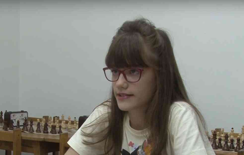 Najboljoj mladoj šahistkinja iz Srbije inspiracija bila Netfliksova serija, za njen talenat čuo cvet