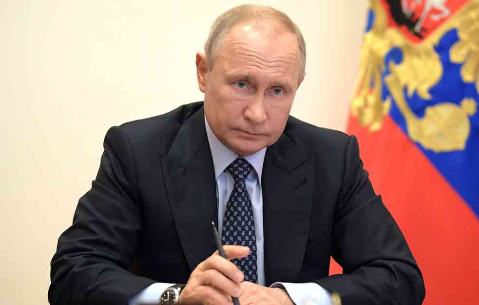 PUTIN: Zapad sankcijama samo sebi naneo štetu