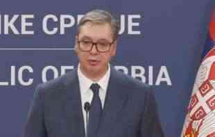 VUČIĆ PRED ŠEFICOM EVROPSKE KOMISIJE PORUČIO: Neću priznati <span style='color:red;'><b>nezavisno Kosovo</b></span>! (VIDEO)