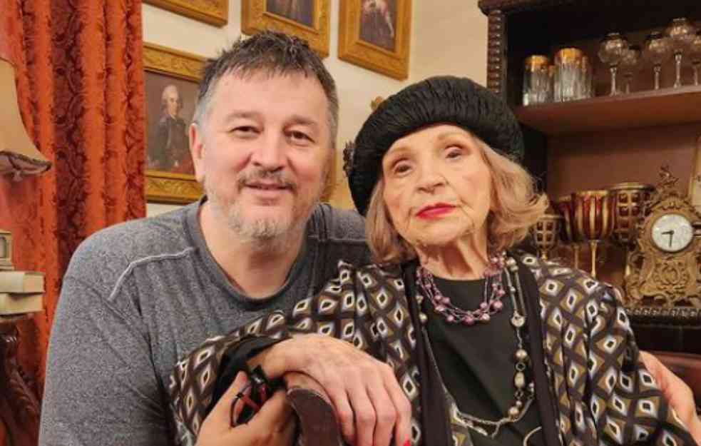“Da i dalje sijate svojim duhom, najlepša zvezdo vodiljo”: MIRA BANJAC PROSLAVILA 94.TI ROĐENDAN (FOTO)