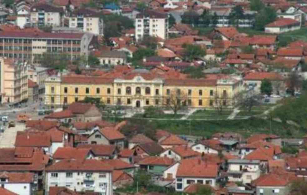 SLUČAJNOST ILI… ISTOG DANA postao gradonačelnik i zaposlio se kao nastavnik