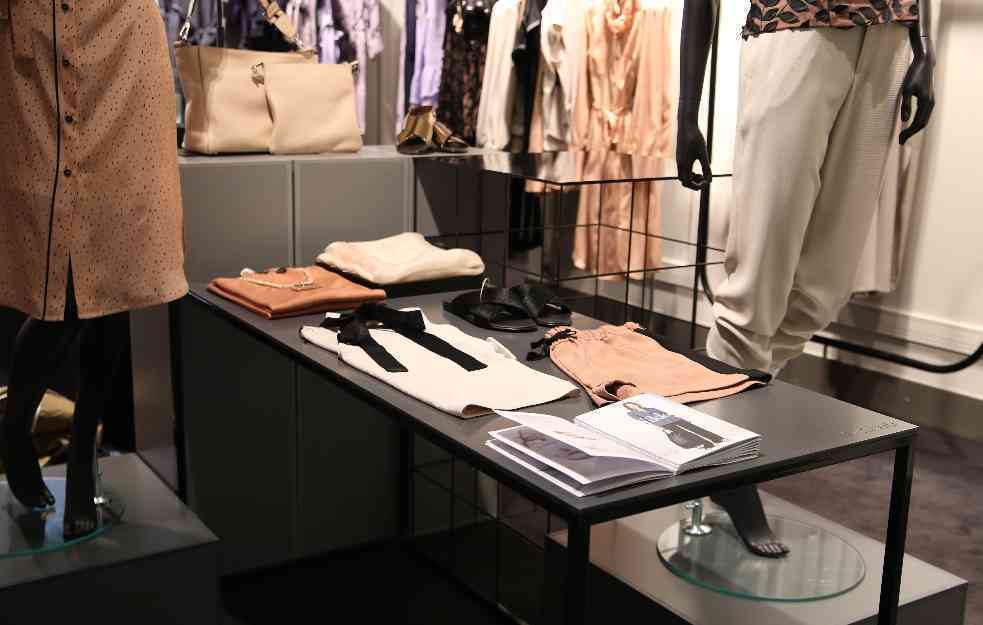 "Rasprodaja u H&M": Velika prevara u Srbiji