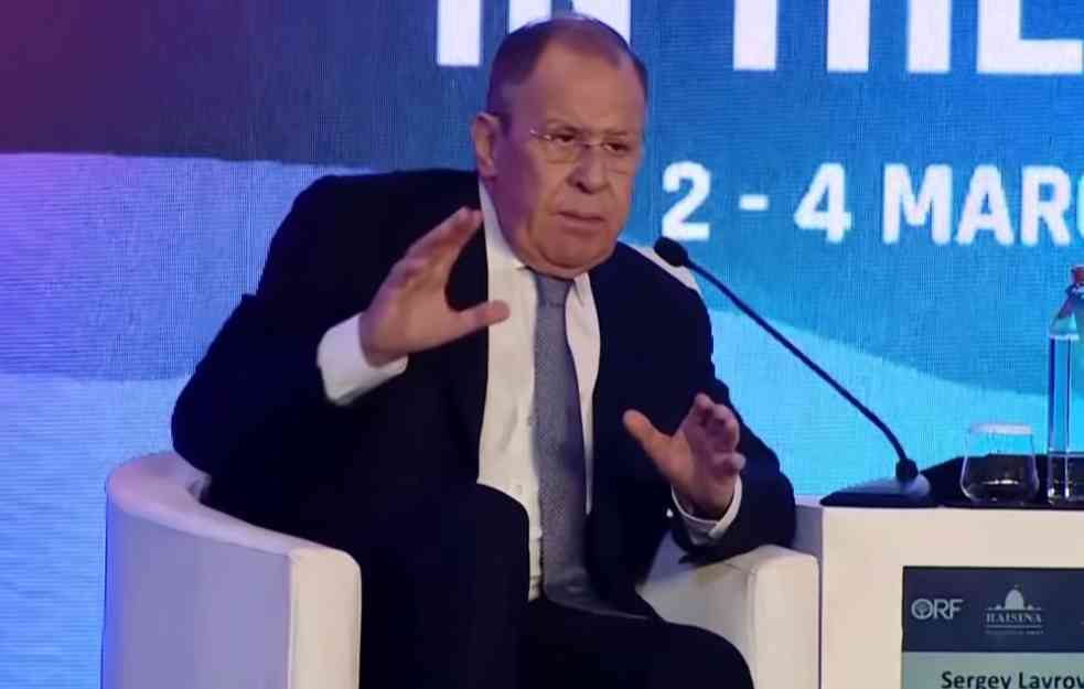 LAVROV SE OTVORENO SPRDA S BAJDENOM: Blažen je onaj koji veruje!