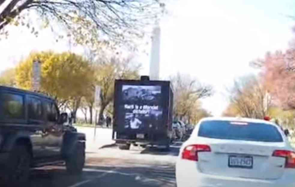 KURTI DIKTATOR: Na ulicama Vašingtona kamion sa slikama stradanja Srba na Kosovu i Metohiji (VIDEO, FOTO)