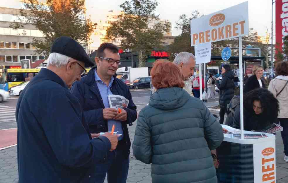 NAPADI NA OPOZICIJU SVE UČESTALIJI: Janka Veselinovića napao direktor 