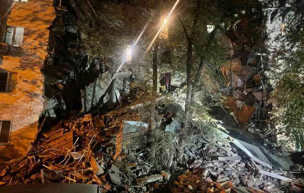 TRAGEDIJA U INDIJI: U požaru u fabrici u Nju Delhiju poginulo 11 ljudi