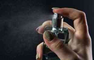 Poznati ženski parfem povučen sa tržišta: Izaziva neplodnost 