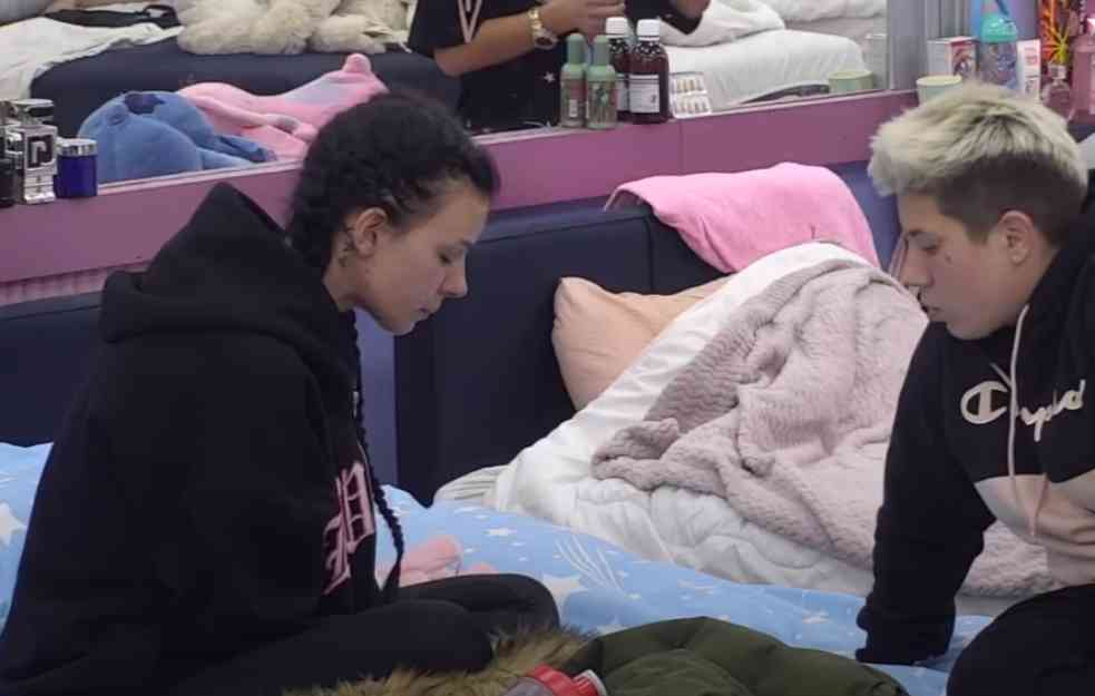 Matora ubeđena da Anita idalje želi da bude sa Mateom