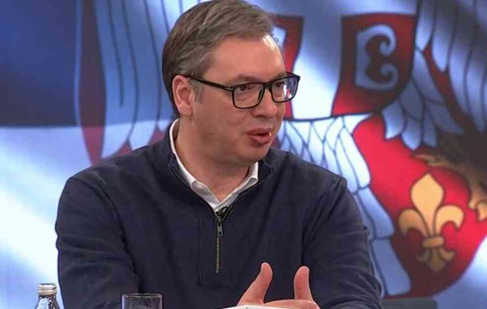 VUČIĆ SE OBRATIO JAVNOSTI : Penzionerima stiže 20.000