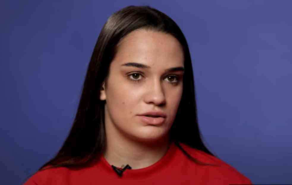 PONOS SRBIJE! Mlada bokserka Sara Ćirković plasirala se u finale Evropskog prvenstva