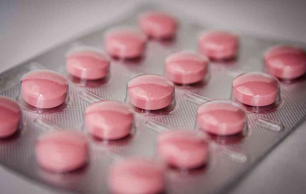 UPOZORENJE DOLAZI IZ BRISELA : Najtraženiji lekovi kod Srba izazivaju opasna oboljenja na mozgu