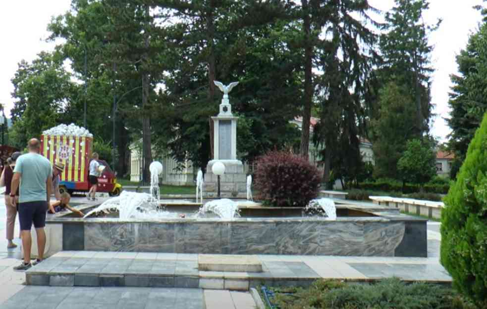 ŠTETA: Do kraja godine verovatno neće biti novih vaučera za odmor