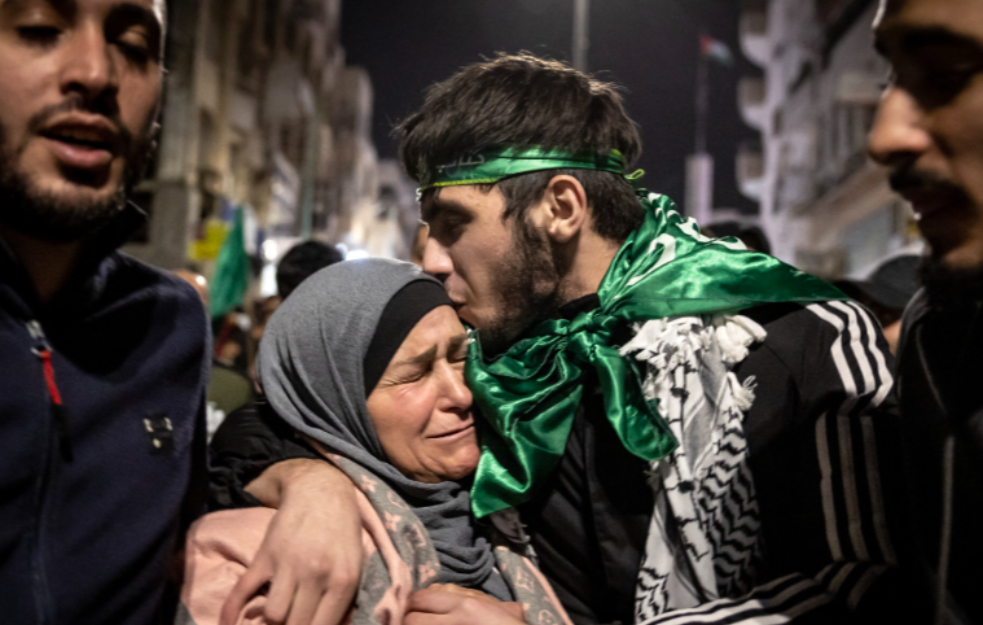 Hamas predao Izraelu četiri taoca - Izrael pustio palestinske zarobljenike
