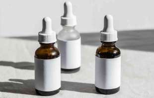 Prirodni <span style='color:red;'><b>retinol</b></span> zaludeo je ceo svet: Šta je bakučiol u koji se kune svaka druga žena
