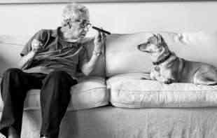  Legendarni fotograf <span style='color:red;'><b>Eliot Ervit</b></span> preminuo u 95. godini 