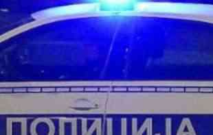 NESREĆA NA ZRENJANINSKOM PUTU: Vozač teško povređen, auto na krovu