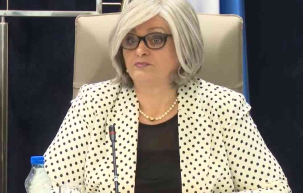 TABAKOVIĆ: Kupujemo evre da dinar ne bi previše ojačao