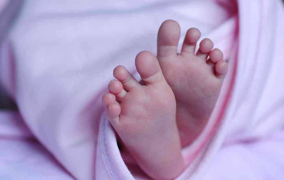 Osoblju zabranjeno da govori da su rođene bebe muško ili žensko