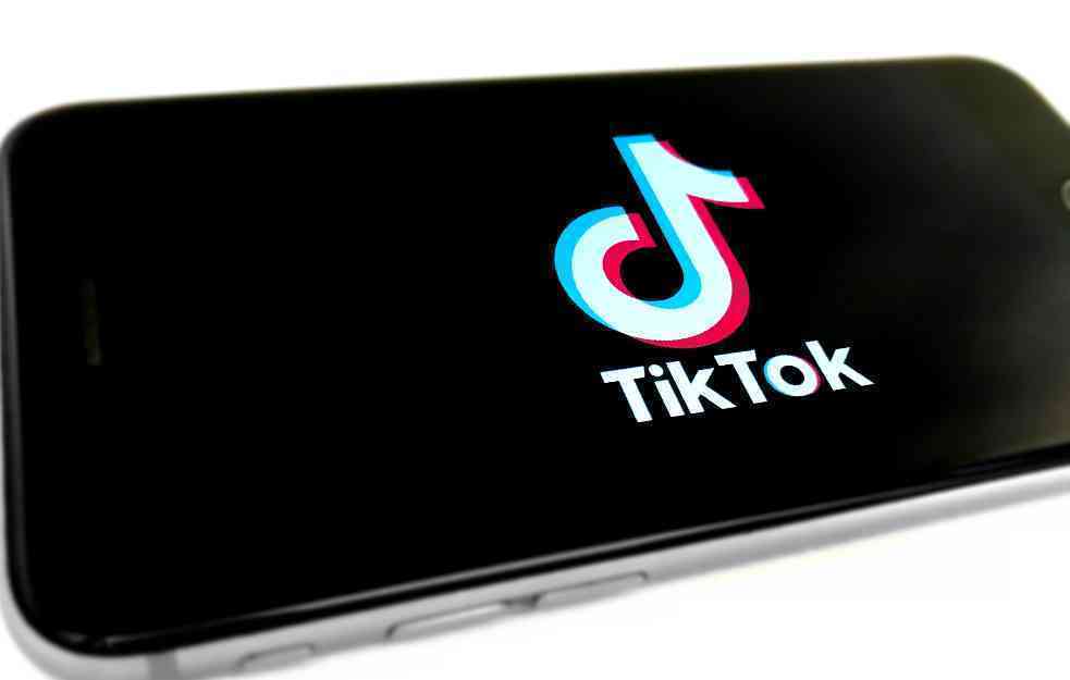 Može li neko da zaustavi decu u opasnim TikTok izazovima: Zbog 