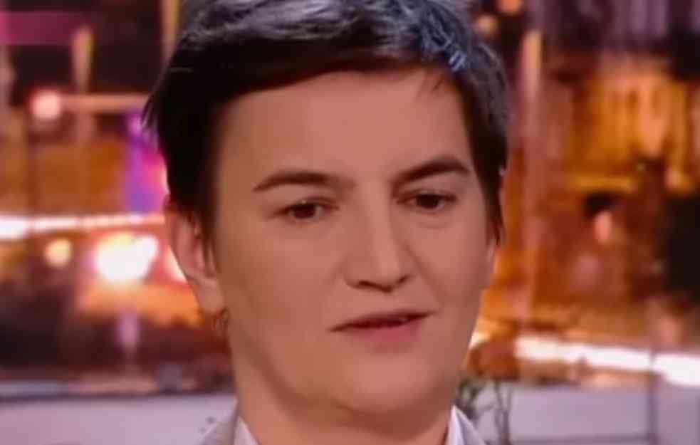 ANA BRNABIĆ PONOVILA STAV SRBIJE: Deklaracije EU da, sankcije Rusiji ne