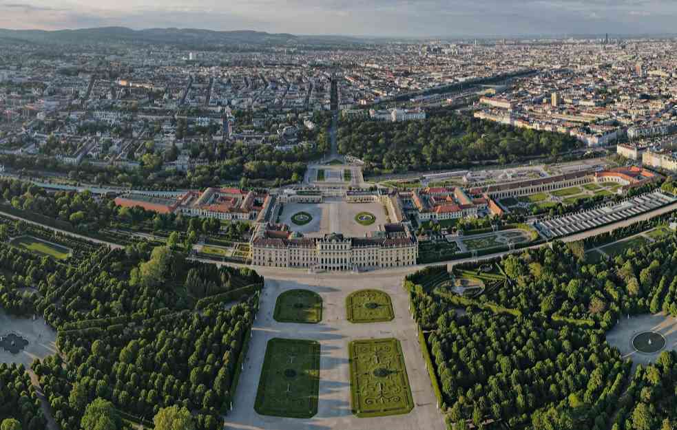 DRŽI REKORD: Beč 11. put nabolji grad za život na svetu