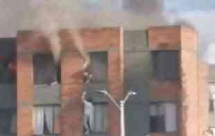 SVAKA ČAST NA HRABROSTI: Momak spasao devojku iz zapaljenog stana (VIDEO)