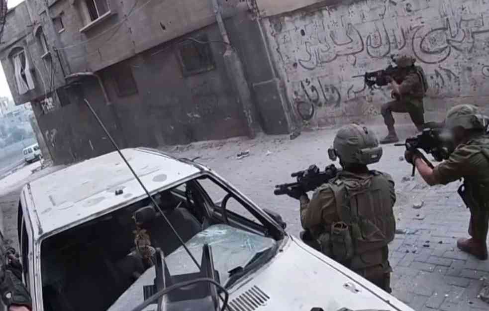 IZRAEL POBIO SOPSTVENE TAOCE KOJI SU POBEGLI OD HAMASA: Mahali su belim zastavama kada su vojnici otvorili paljbu (FOTO)