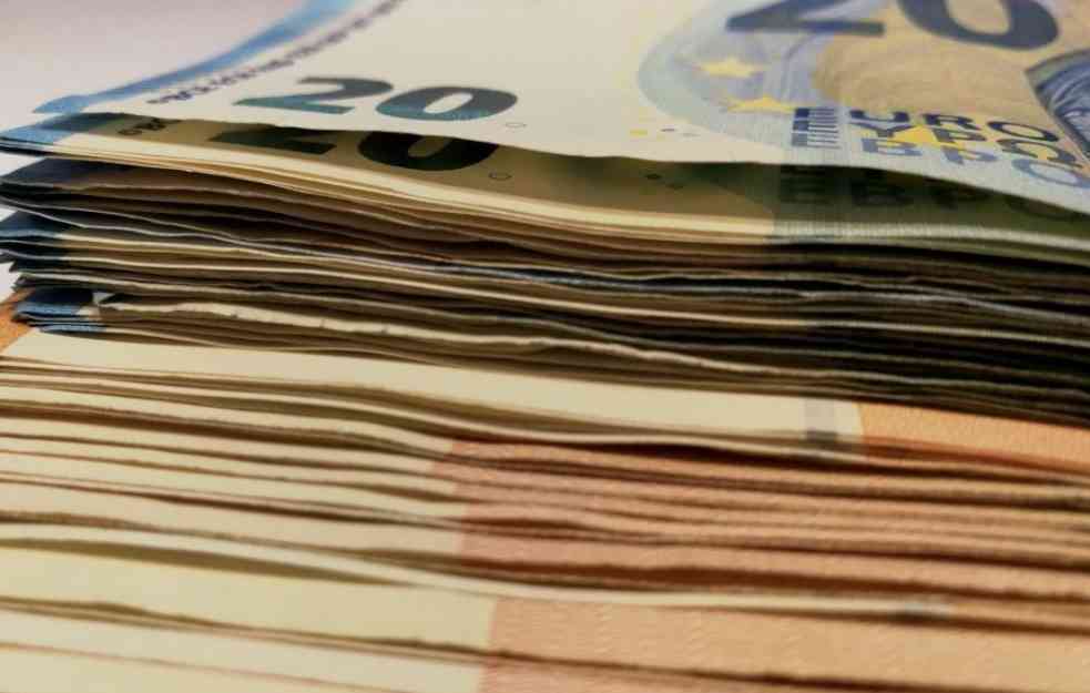 Najveći štediša u Crnoj Gori: Evo koliko ima u banci
