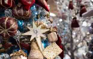 Božić u Ukrajini obeležen i po <span style='color:red;'><b>julija</b></span>nskom kalendaru