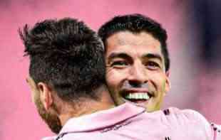 Suarez se pridružuje <span style='color:red;'><b>Mesi</b></span>ju 