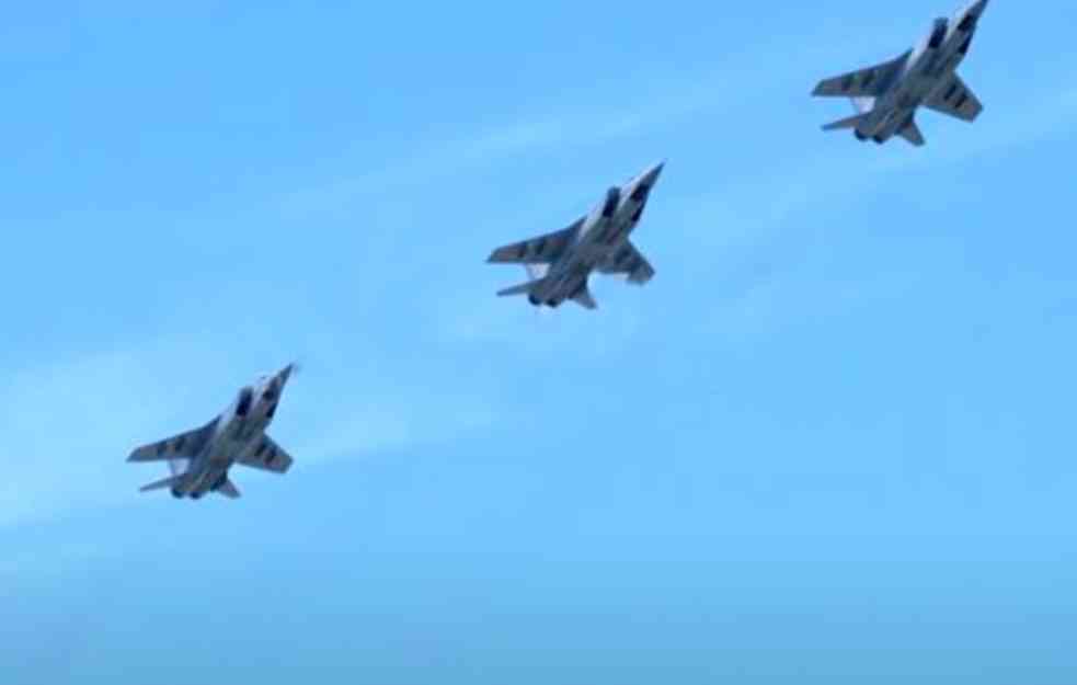 NAPAD NA KRIM: Ruska PVO oborila dva ukrajinska aviona Su-24, jedna osoba poginula 