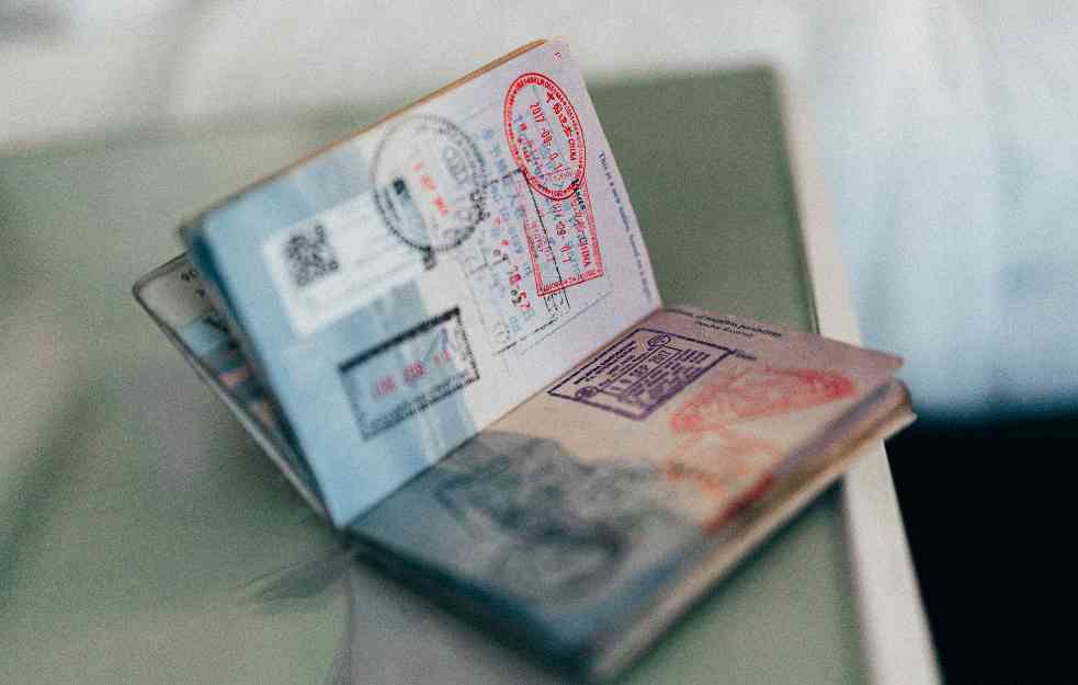 Zaboravili pasoše, a setili se tek na granici: Zbog komentara za ženu zažalio