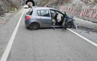 POGINULI SUPRUŽNICI:  Teška saobraćajna nesreća na putu Nikšić - Podgorica (FOTO)