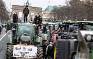 Poljoprivrednici i dalje blokiraju puteve širom Nemačke