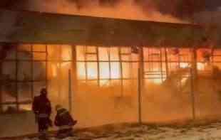 Veliki požar u Moskvi: Vlasnik bio pod sankcijama zbog Ukrajine (VIDEO)