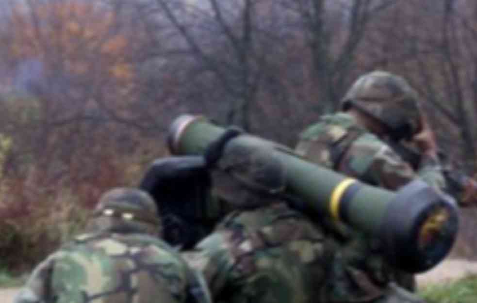 ALBANCI LIKUJU: Za svaki srpski tenk "Kosovo" kupilo po jedan protivoklopni "džavelin"