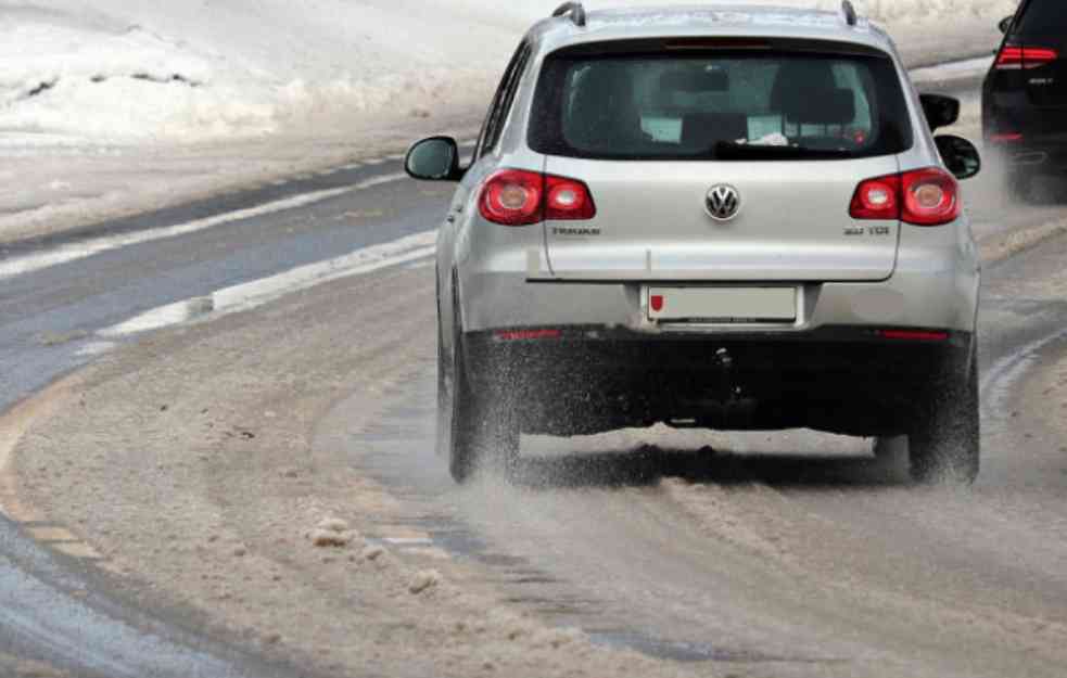 AMSS: Na graničnom prelazu Batrovci zadržavanja i do osam sati!