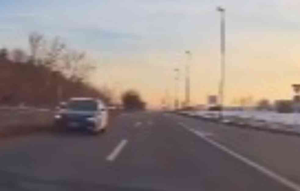 SULUDA VOŽNJA U KONTRASMERU: Zastrašujući snimak sa novosadskog puta! (VIDEO)