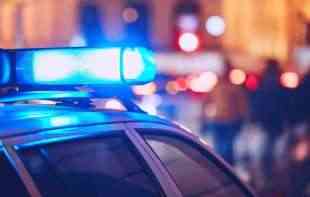 HOROR U AMERICI! KIDNAPOVALI DEVOJKU PA JE BRUTALNO MUČILI ŠEST I PO SATI: Terali je da jede <span style='color:red;'><b>izmet</b></span> i polivali je izbeljivačem