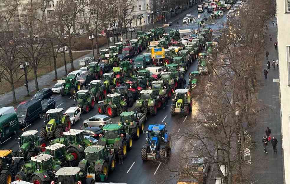 OPŠTI HAOS U BERLINU! Ceo grad blokiran, na ulicama preko 3.000 traktora 