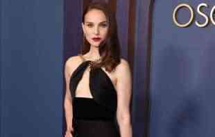 <span style='color:red;'><b>PRELJUBA</b></span> PRESUDILA! Natali Portman se razvodi 