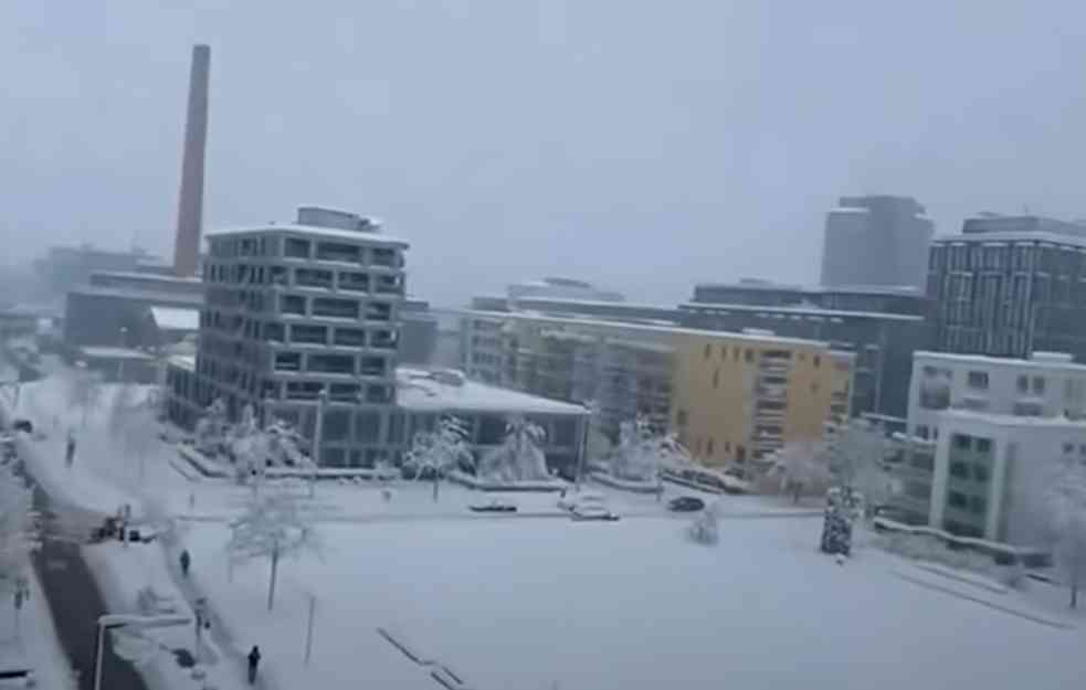 SNEŽNA OLUJA DOVELA DO PRVIH ŽRTAVA U NEMAČKOJ: Izdato hitno upozorenje zbog ledene kiše, zatvorene škole (VIDEO, FOTO)