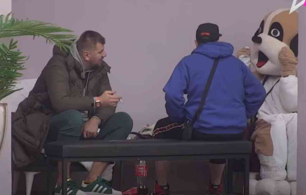 UROŠ STANIĆ IMA IZNENAĐENJE ZA JANJUŠA: Ovaj poklon će mu promeniti život