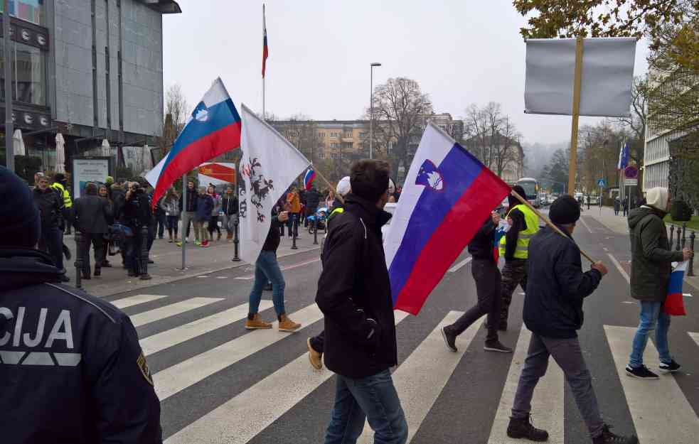 Protesti eskalirali sukobom u Sloveniji