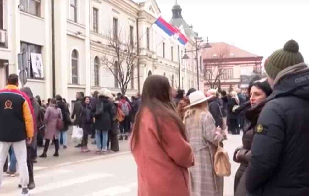 ČAČANI NA ULICI ZBOG ZAGAĐENOG VAZDUHA: Traže konkretne mere i najavljuju nove akcije