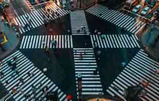UŽURBANOST TOKIJA: Naj<span style='color:red;'><b>promet</b></span>niji pešački prelaz na svetu je prava slika ludila